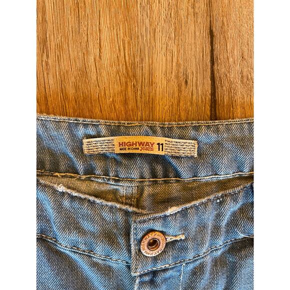 Highway Skinny Jeans Distressed Light Wash Size 11 - Picture 2 of 3